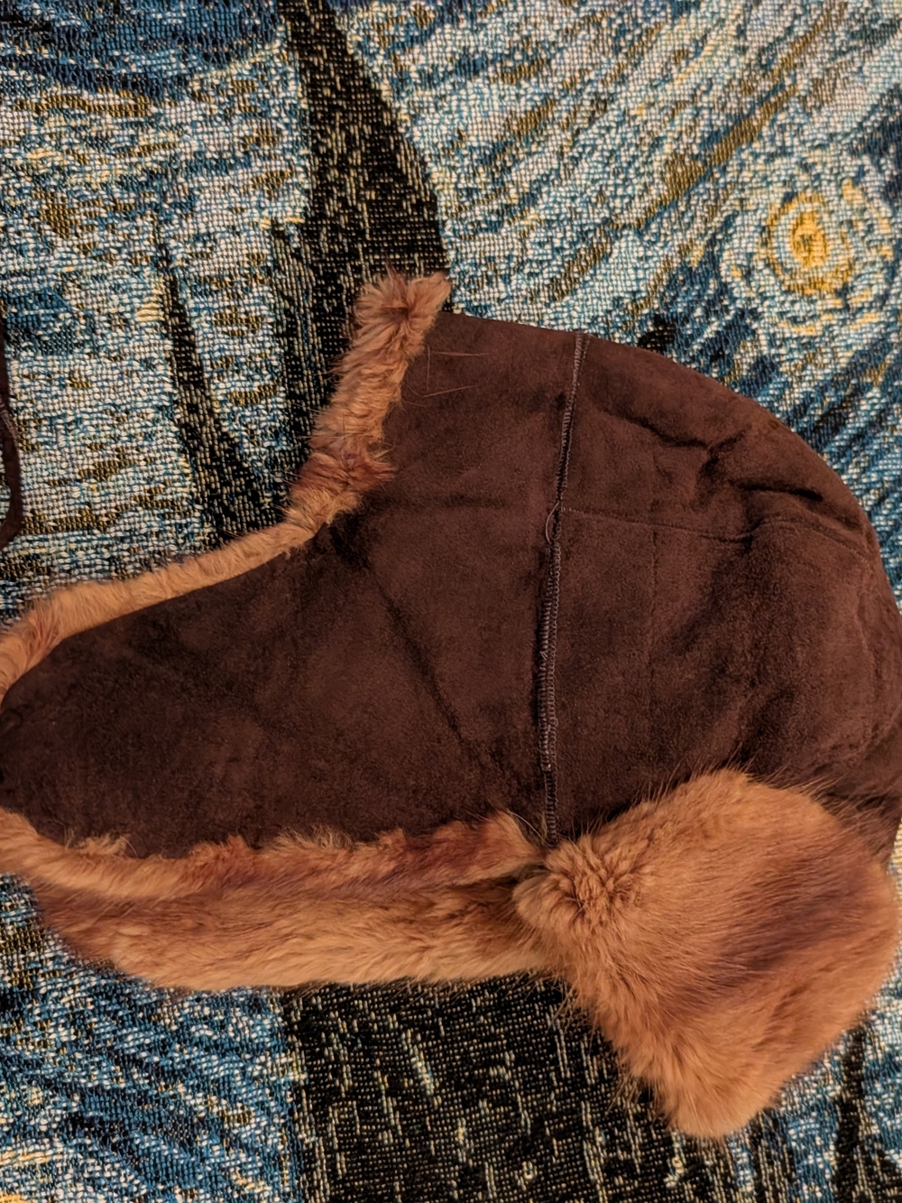 Fur Hat - Picture 3 of 8